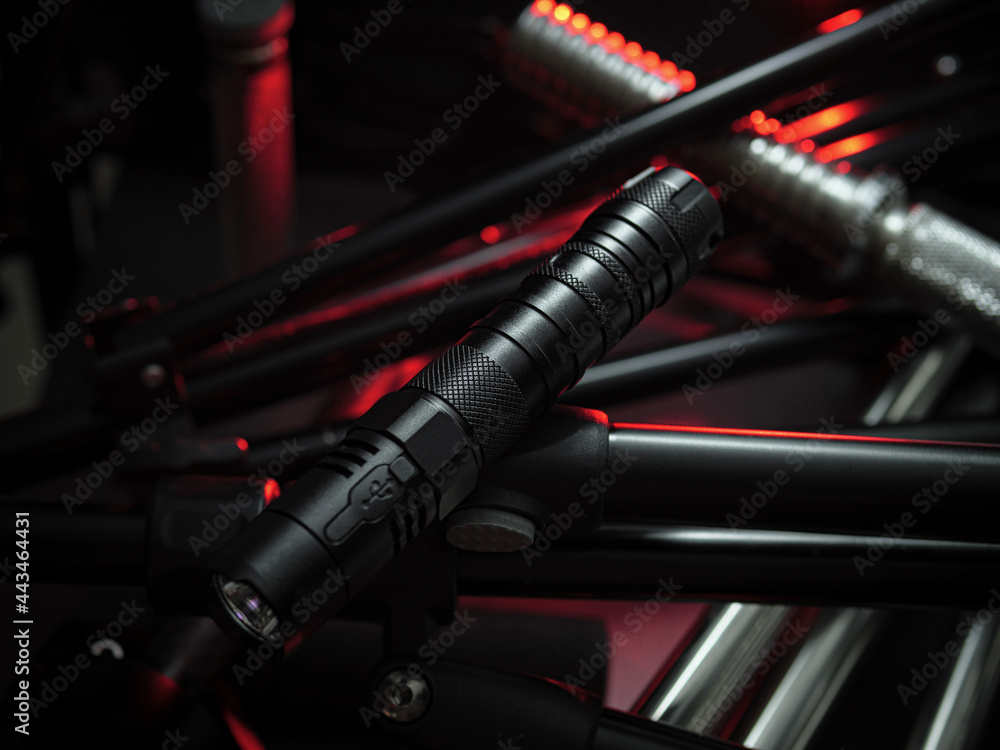 High power flashlight in aluminium body and reflector High power flashlight in aluminium body and reflector