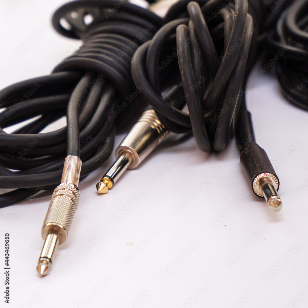 Audio cables for musical instruments and microphones Audio cables for musical instruments and microphones