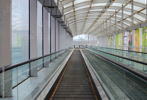 escalator, movement, movement, passage, building.