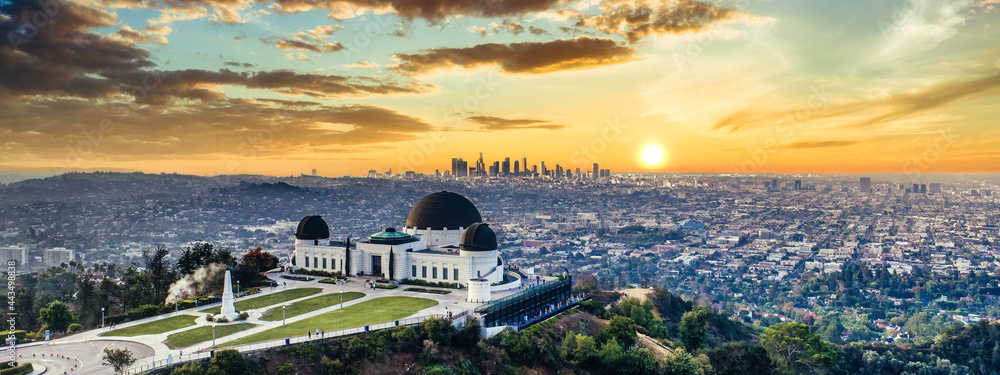 Los Angeles Griffith Observatory sunset - obrazy, fototapety, plakaty 