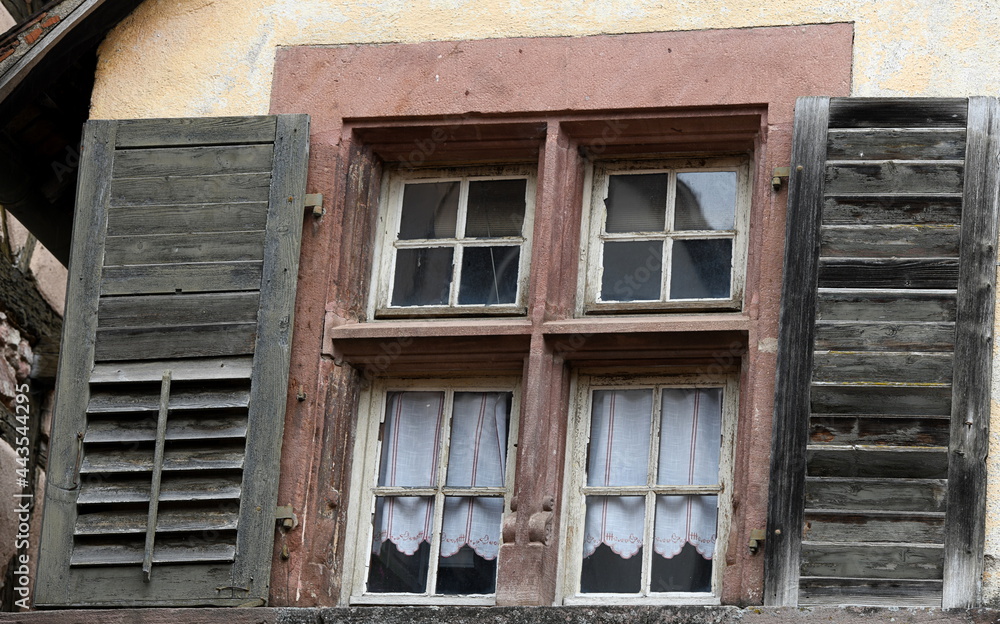 Riquewihr....fenêtres et colombage