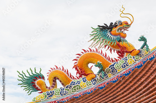 Wallpaper Mural Dragon statue Torontodigital.ca