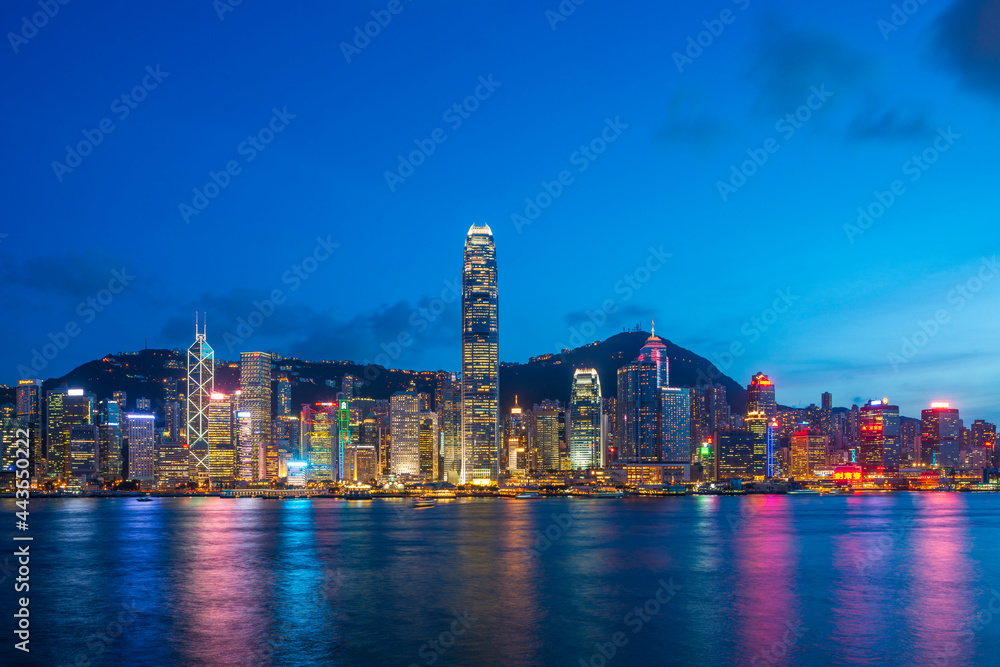 Naklejka premium Hong Kong Cityscape at Night