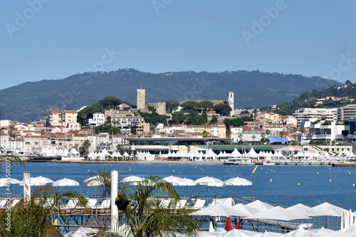 France, côte d'azur, Cannes, saison estivale dans cette célèbre station balnéaire de la méditerranée. photo