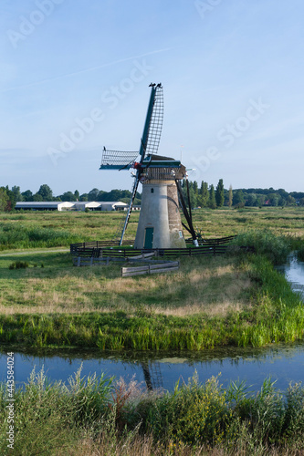 Mill at Poelgeest polder © AGAMI