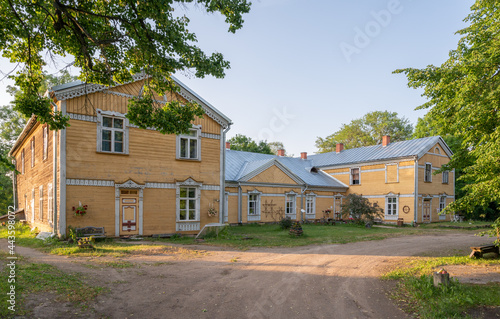 old house in the village © Urmas