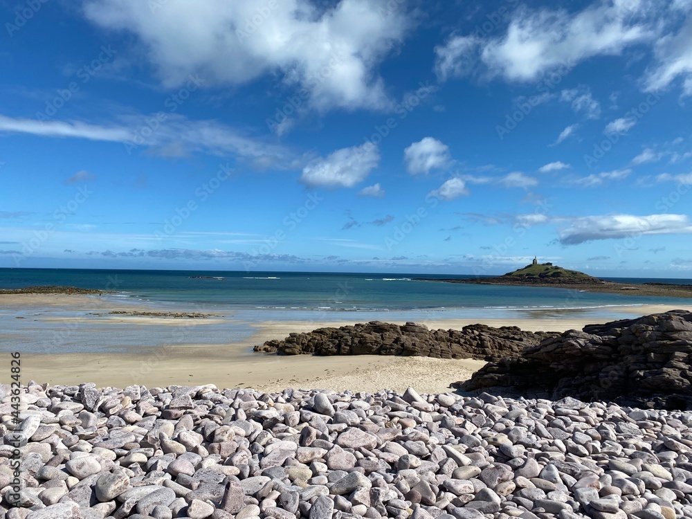 Paysage de mer et rocher des côtes d’armor en France 