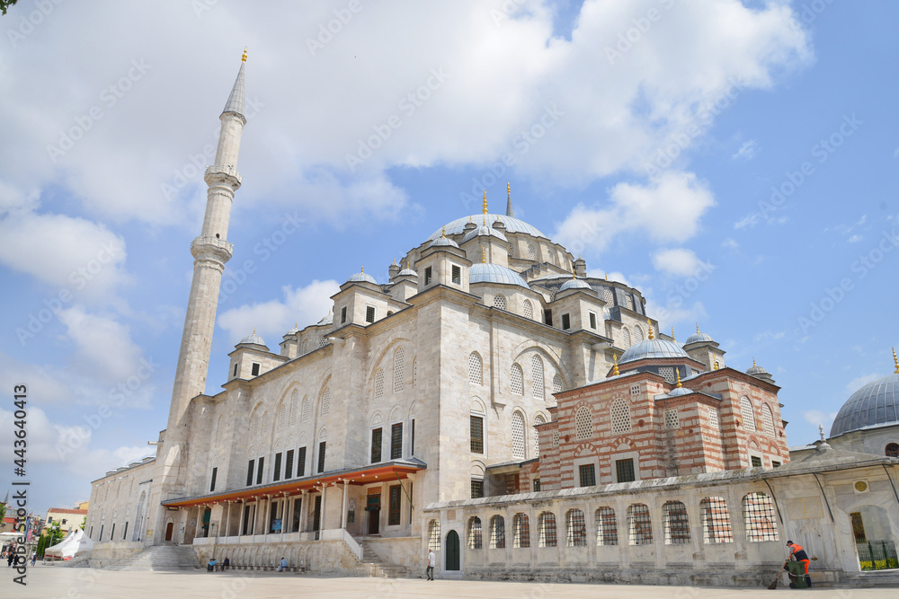 Fototapeta premium istanbul fatih mosque ceiling decorations