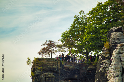 Aussicht Felsen an der Basteibr  cke im Elbsandsteingebirge  Rathen an der Elbe  Sachsen  Deutschland