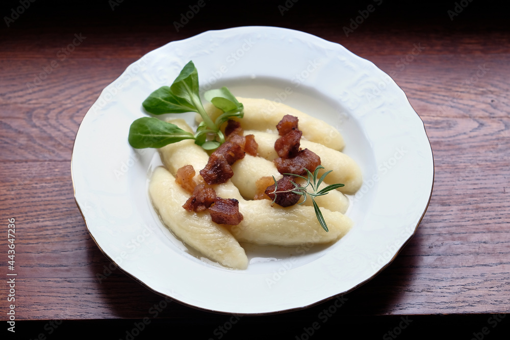Dough dumplings with cracklings and herbs Dough dumplings with cracklings and herbs
