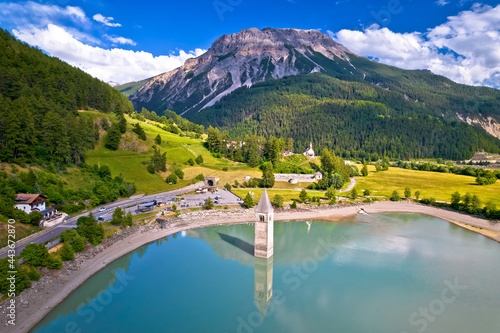 Obraz na płótnie Submerged bell Tower of Curon at Graun im Vinschgau on Lake Reschen Alpine landscape aerial view, w salonie