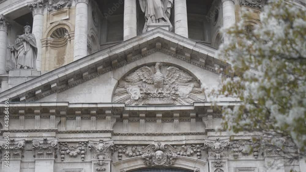 Sculptures engraved on the St. Paul’s Cathedral. Sculptures engraved on the St. Paul’s Cathedral.