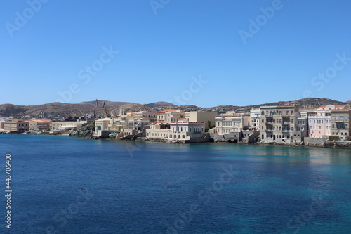 Fototapeta Naklejka Na Ścianę i Meble -  View of the bay in Syros island in Greece