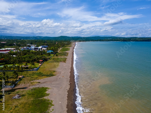 Fototapeta Naklejka Na Ścianę i Meble -  Beautiful aerial view of the beach of Costa Rica 