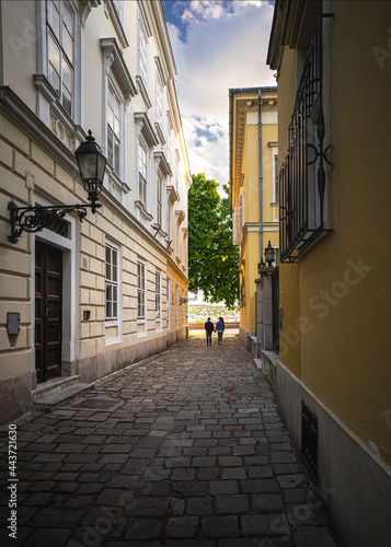 Canvas Print Nice medieval houses in the old town of Budapest, in the castle