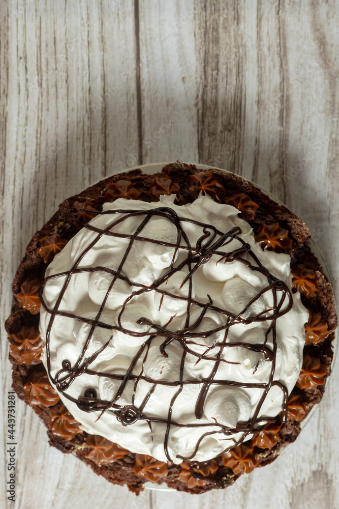 brownie de chocolate crema y dulce de leche!!! brownie de chocolate crema y dulce de leche!!!