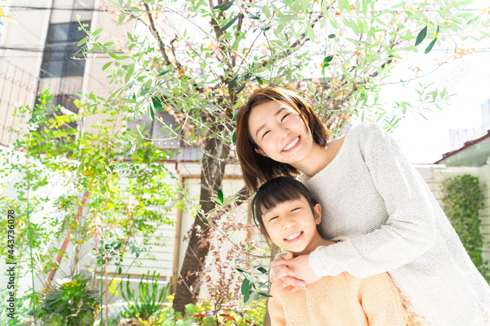 笑顔の親子 笑顔の親子