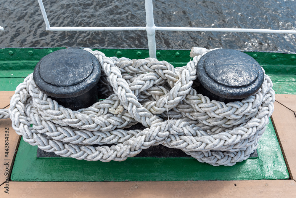 Fototapeta premium Sea knot on a ship deck Mooring rope.