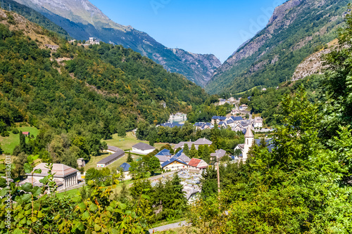 Tableau sur toile Ville de Gèdre dans la vallée du gave de Gavarnie