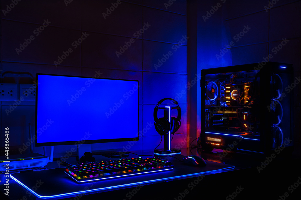 High-End Computing gaming set monitor blue screen High-End Computing gaming set monitor blue screen