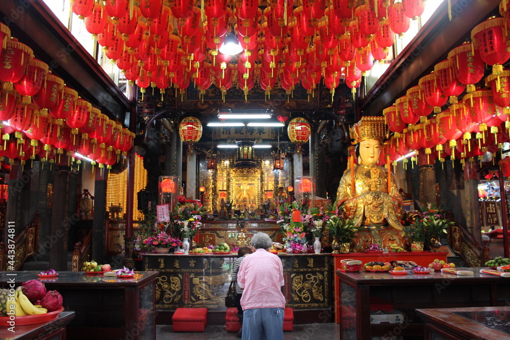 Red lanterns at Shilin Cixian Temple II