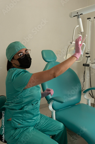 Revisión Dental en consultorio photo