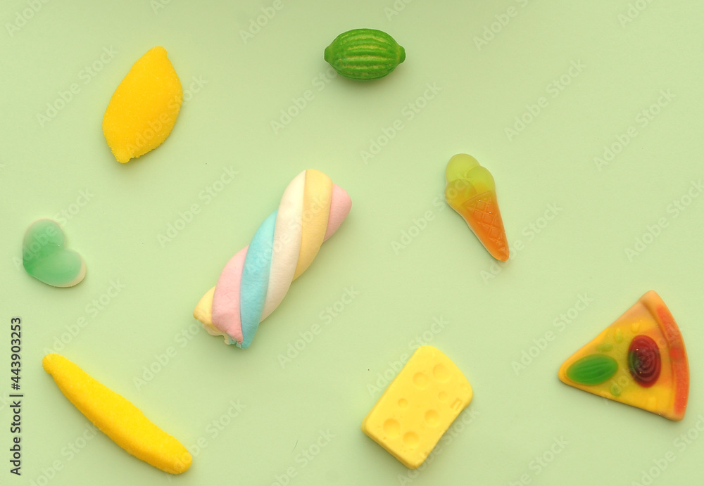 Fototapeta premium Delicious colorful jelly candy on background