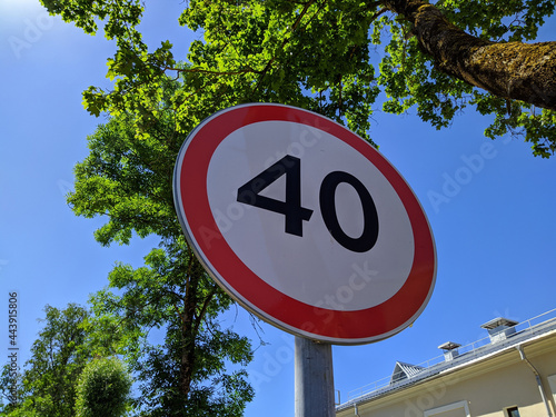 Canvas Print road sign must not exceed a speed of more than 40 kilometers per hour