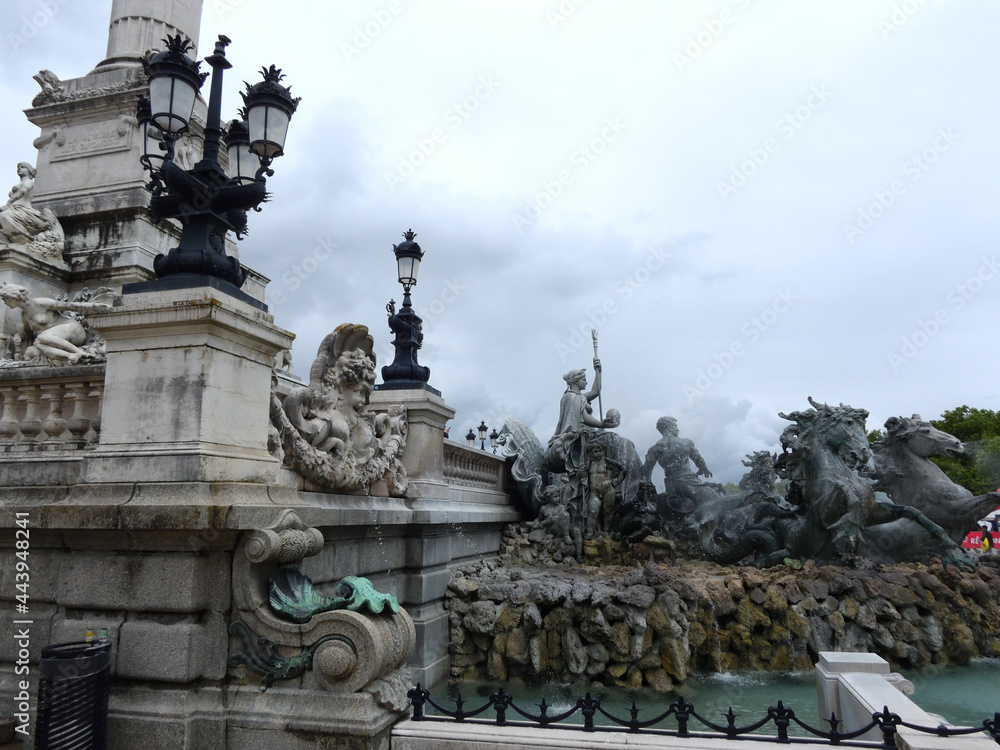 fontaine des girondins Bordeaux