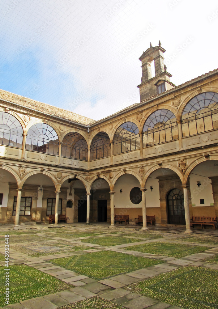 Fototapeta premium Courtyard of the Old University of Baeza, Jaén.