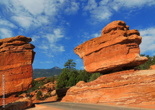   balanced rock on a sunny summer day  in garden of the gods park, colorado springs, colorado     