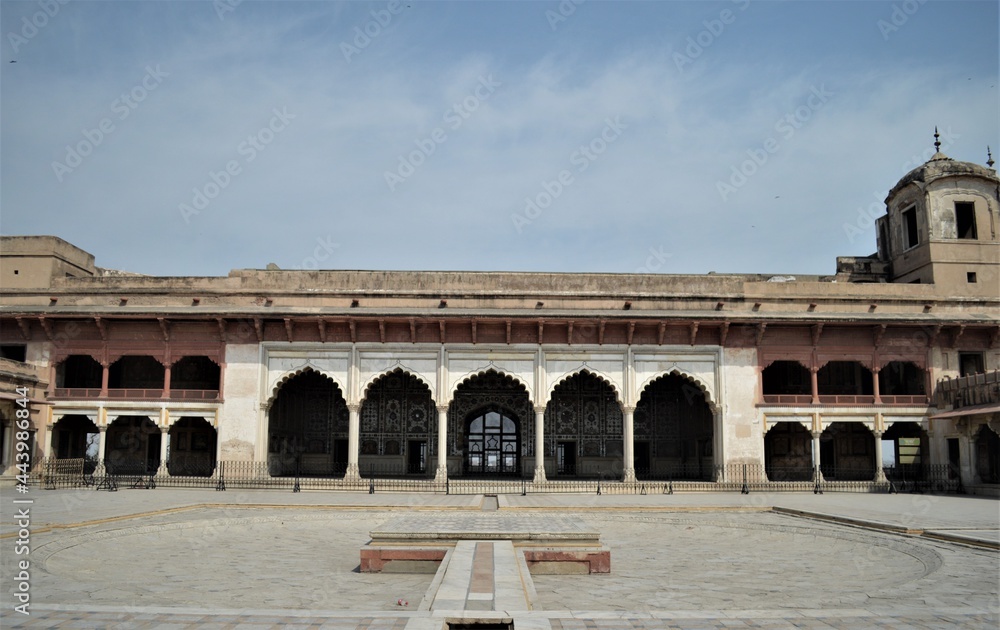LAHORE FORT, PAKISTAN - MARCH 06, 2018: iconic view of sheesh mahal courtyard for background, selective focus