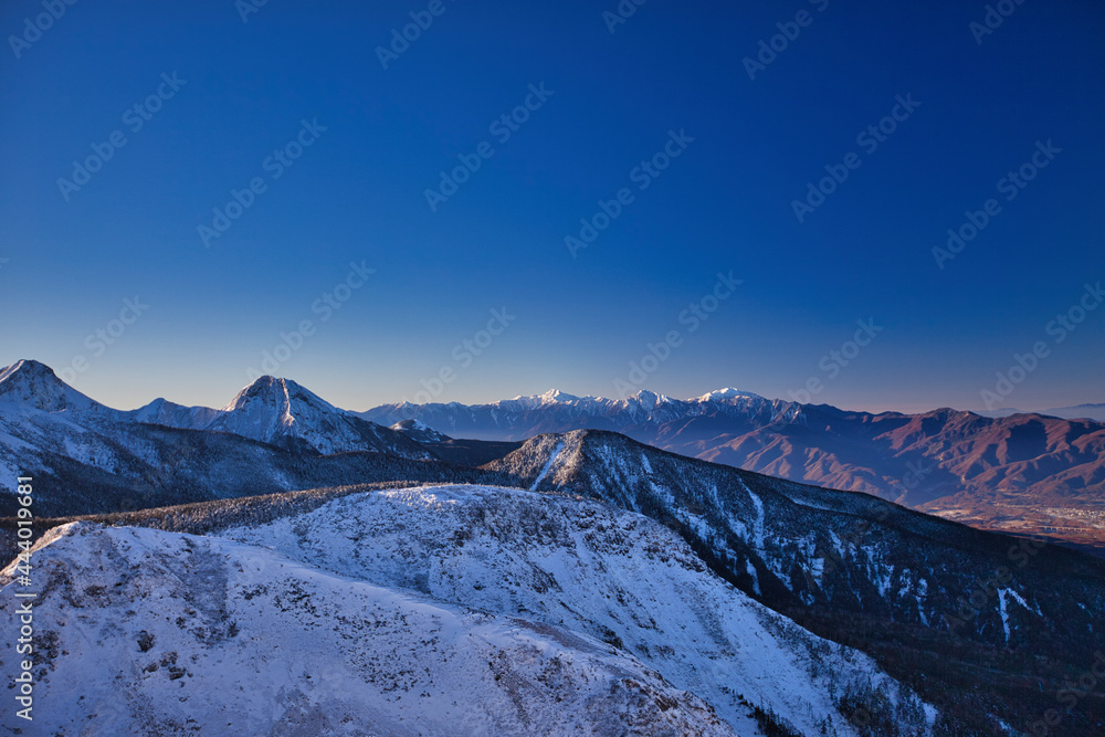 Mt.Yatsugatake, Mt.Higashitengu, Mt.Nishitengu in winter 冬の東天狗岳、西天狗岳登山