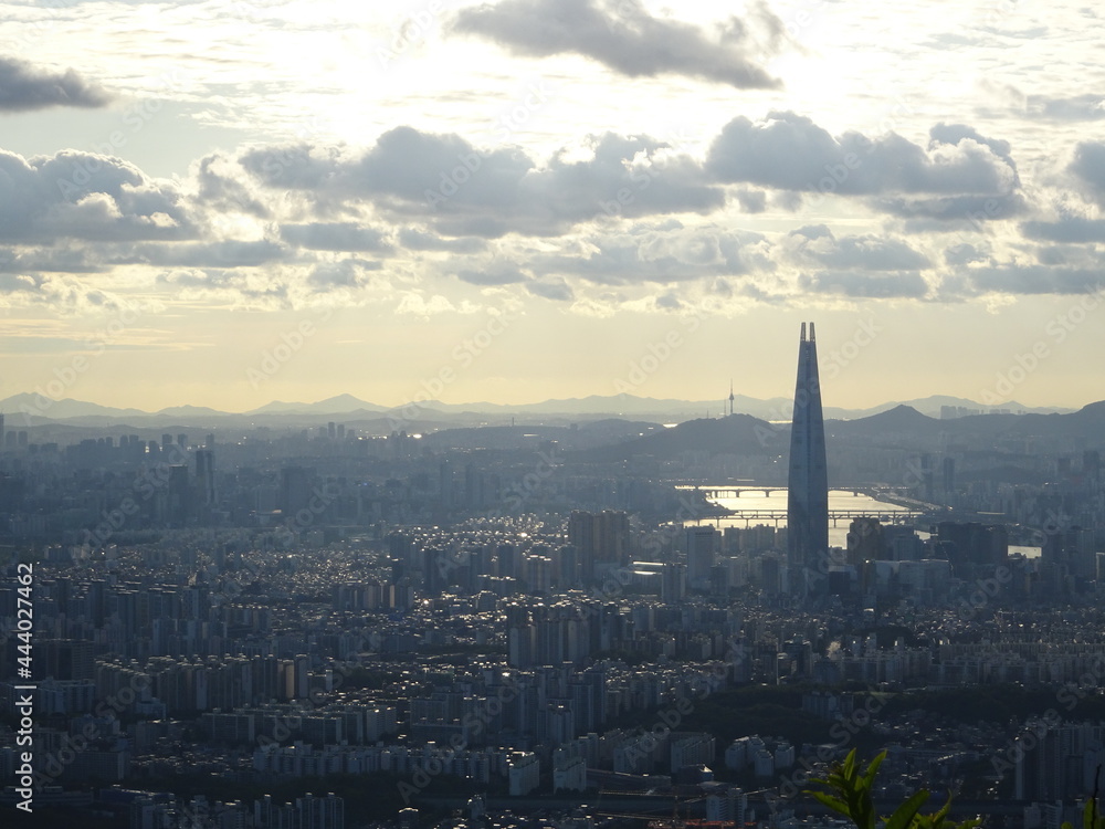 Seoul seen from Namhansanseong during daylight