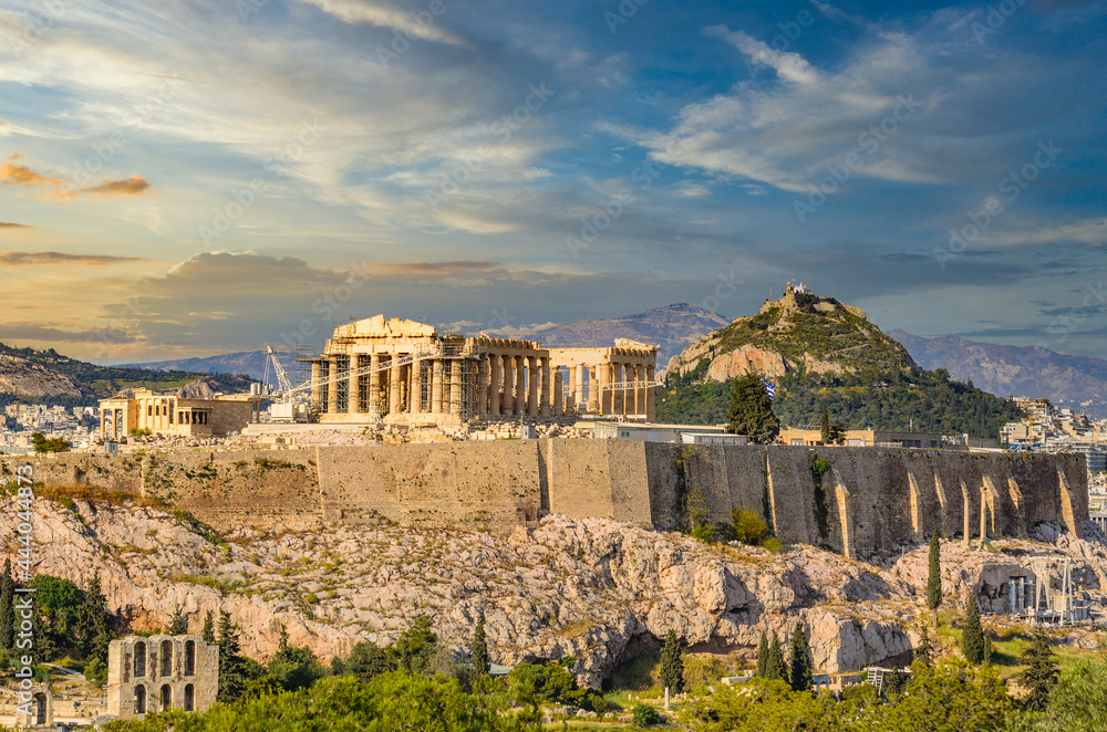 Fototapeta premium Iconic view of the Acropolis of Athens, Greece