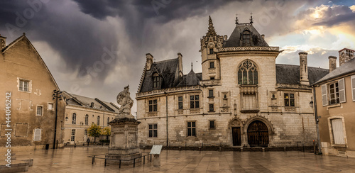 Panoramique du Palais Jacques Coeur photo