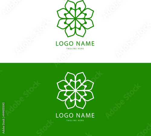 Green logo leaf simple 