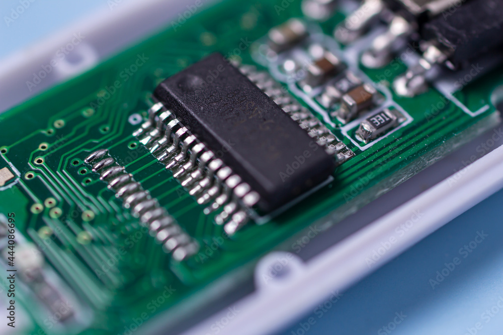 close-up microchip Uncover USB stick with a board close-up microchip Uncover USB stick with a board