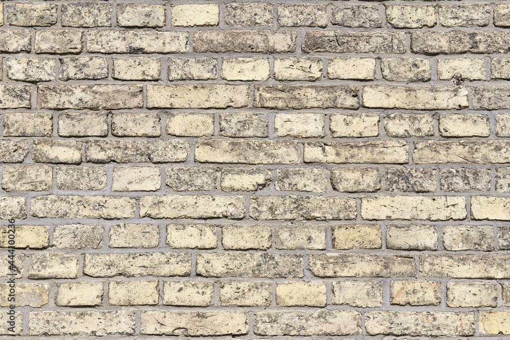 Structure of an old brick masonry Structure of an old brick masonry