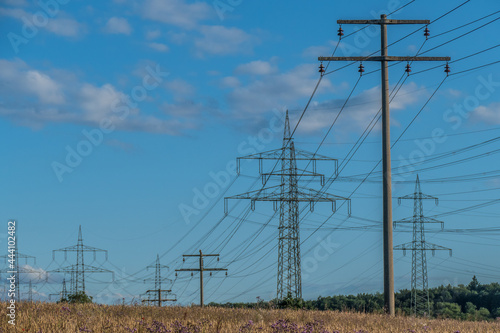 Wallpaper Mural Strommasten und Wolkenhimmel Torontodigital.ca