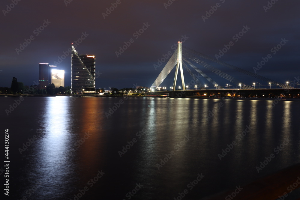 Obraz premium Riga at night