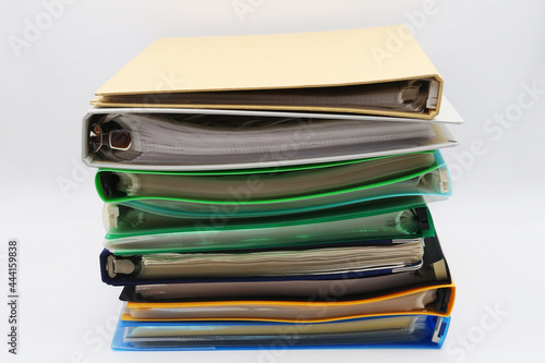 山積みにされたファイル