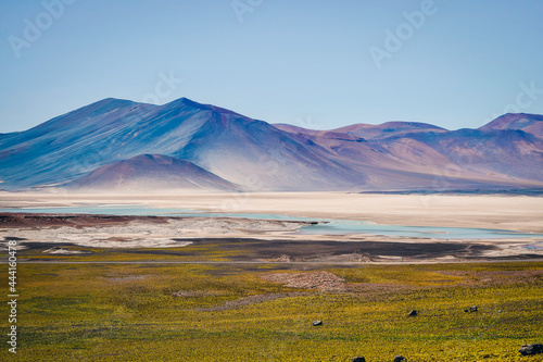 Paisaje montañoso en el desierto de Atacama, Chile