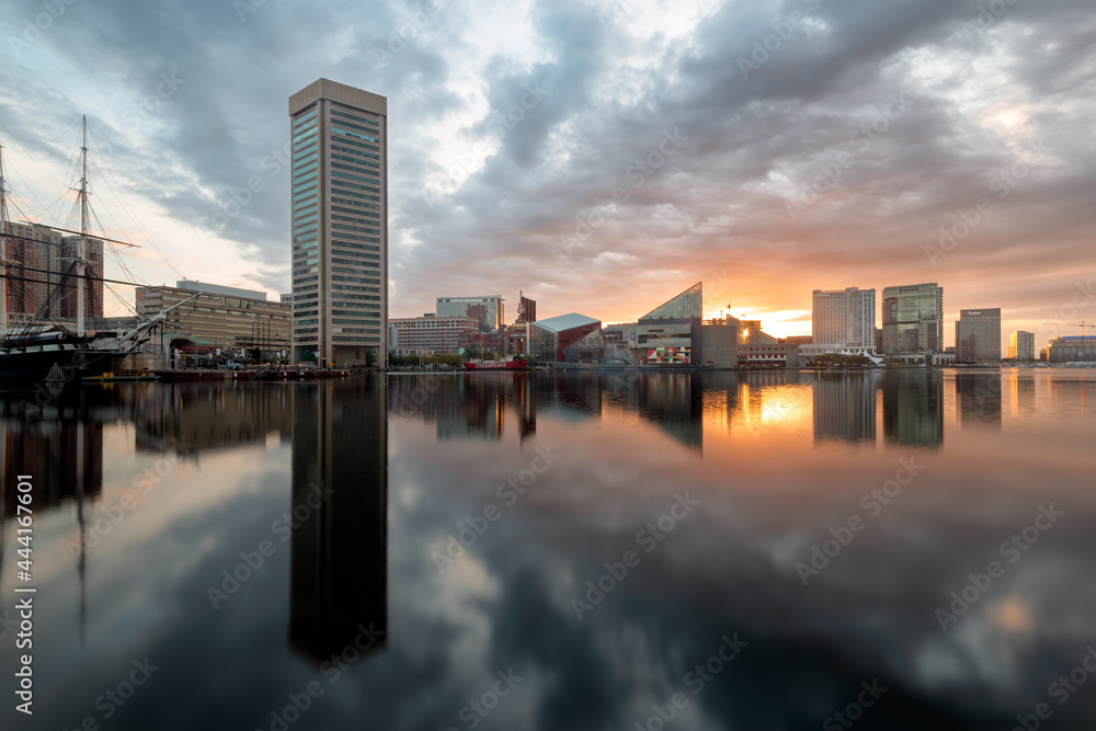 Naklejka premium Sunrise baltimore
