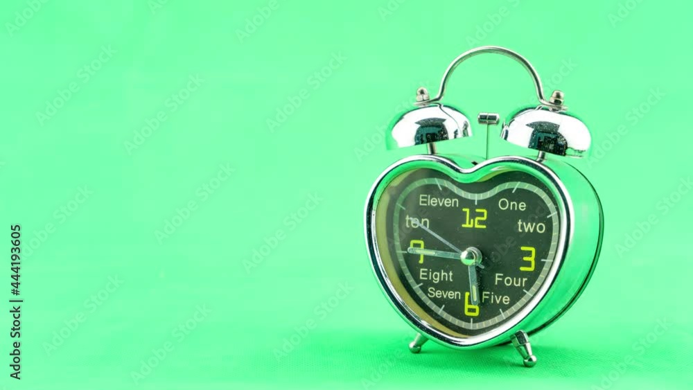 Timelapse of beautiful Alarm Clock on green screen Background Alarm Clock Face in Time Lapse Stop motion animation in daytime Minimal alarm clock Concept Time Zone Timelapse of beautiful Alarm Clock on green screen Background Alarm Clock Face in Time Lapse Stop motion animation in daytime Minimal alarm clock Concept Time Zone