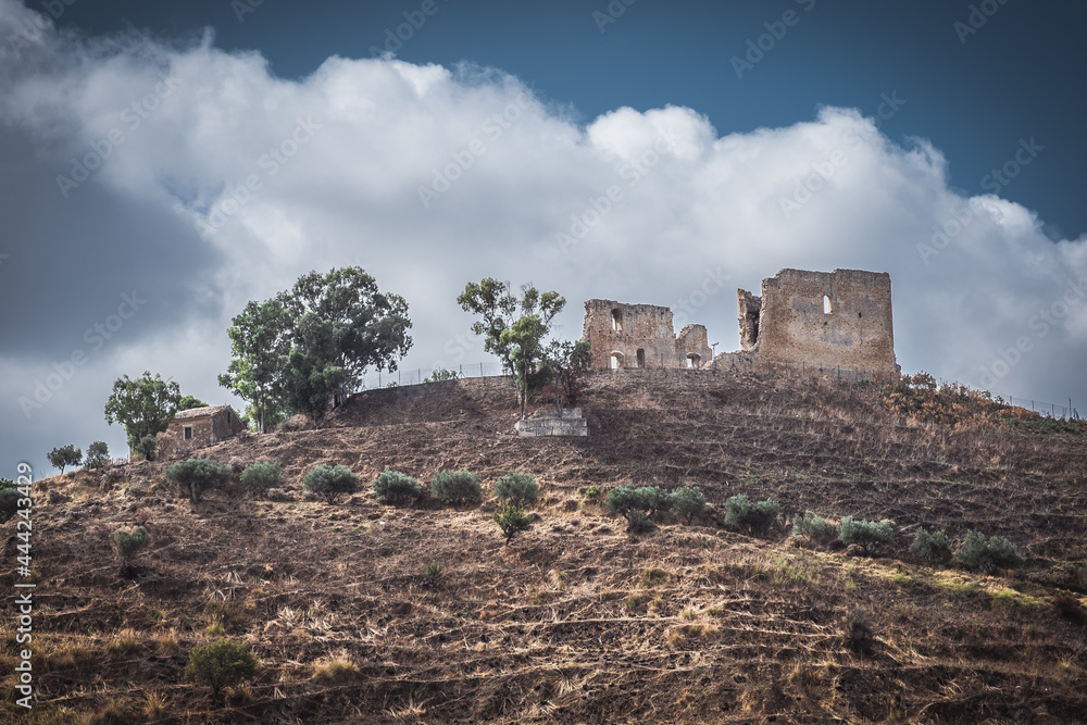 View of Mazzarino Medieval Castle, Caltanissetta, Sicily, Italy, Europe View of Mazzarino Medieval Castle, Caltanissetta, Sicily, Italy, Europe