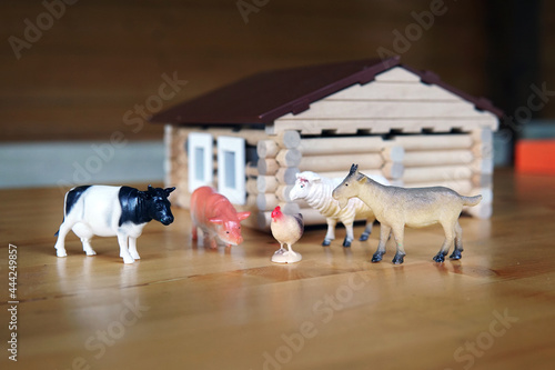 animal farm pets cow sheep pig chicken goat and barn house layout game for kids