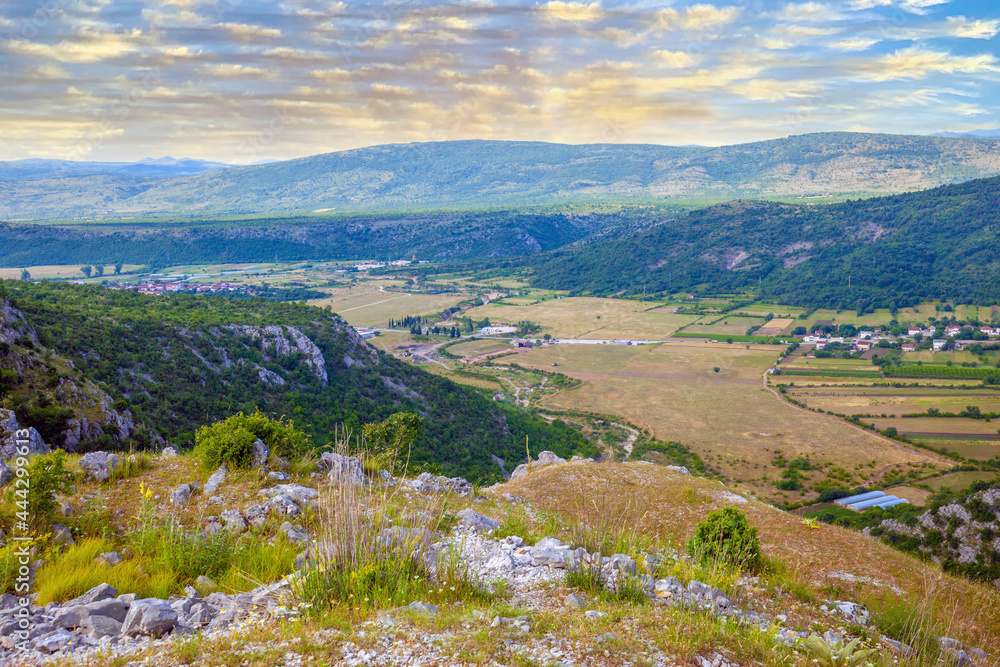 Since the early Bronze Age the area around river Neretva was inhabited by the Illyrian tribe Daorsons. Their capital was near the present day town Stolac. 