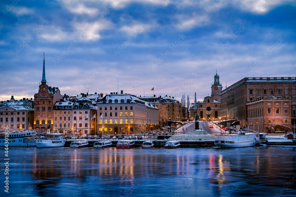 Naklejka premium city old town