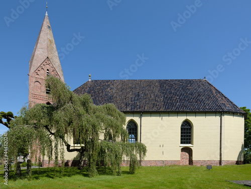 >>>HISTORICAL<<<  Reformed church with Juffertoren in the Groningen Schildwolde, photo